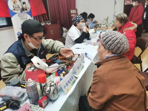 科技助老，智慧便民——仙霞慧生活學雷鋒活動獲居民點贊